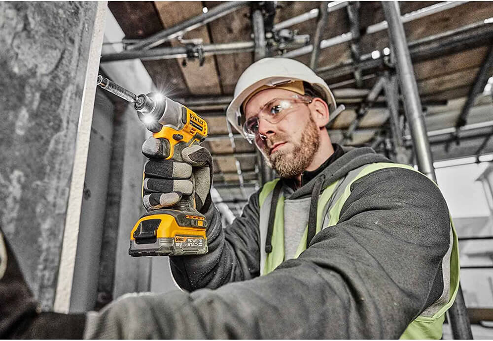 Шуруповерт ударный аккумуляторный бесщёточный DeWALT DCF840NT DCF840NT - Изображение 3