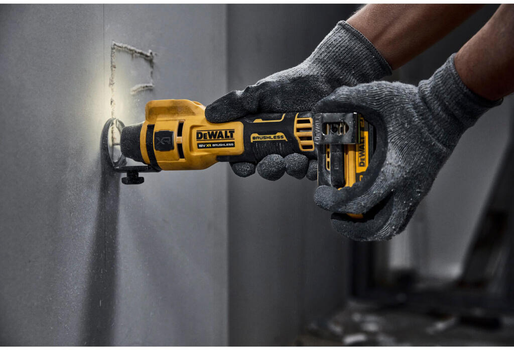 Фрезер аккумуляторный для вырезания гипсокартона DeWALT DCE555N DCE555N - Изображение 8