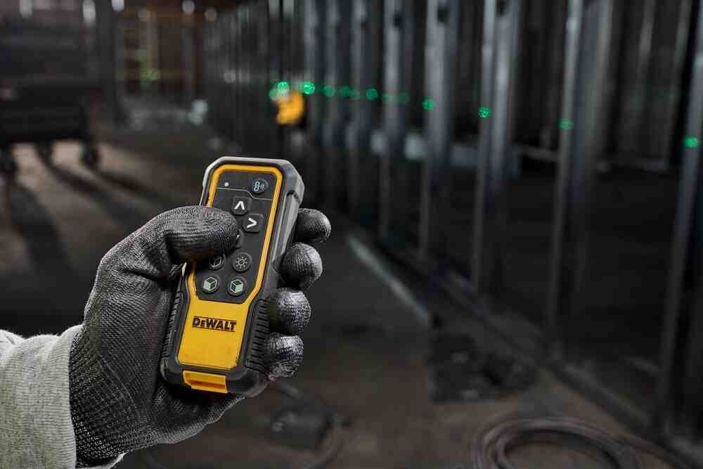 Уровень лазерный линейный DeWALT DCLE34035B - Изображение 9