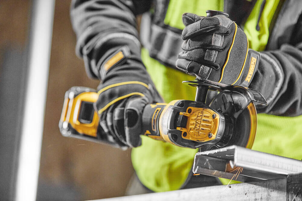 Шлифмашина угловая - болгарка аккумуляторная бесщёточная DeWALT DCG409NT DCG409NT - Изображение 7