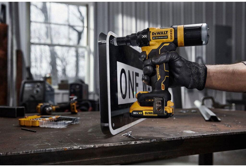 Заклепочник акумуляторний безщітковий DeWALT DCF DCF403NT - Изображение 9