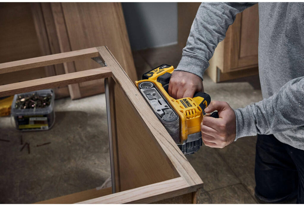 Шлифмашина ленточная аккумуляторная бесщёточная DeWALT DCW220P2 DCW220P2 - Изображение 14