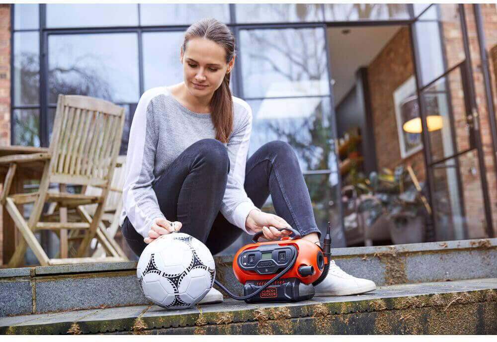 Компрессор автомобильный аккумуляторный BLACK+DECKER BDCINF18N - Изображение 9