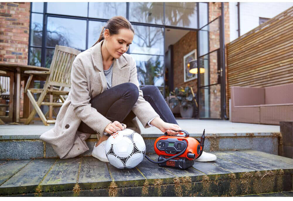 Компрессор автомобильный аккумуляторный BLACK+DECKER BDCINF18N - Изображение 8