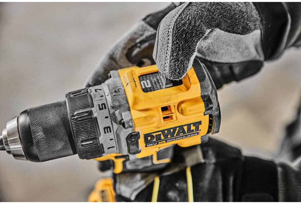 Дрель-шуруповёрт аккумуляторная бесщёточная DeWALT DCD800H2T - Изображение 7