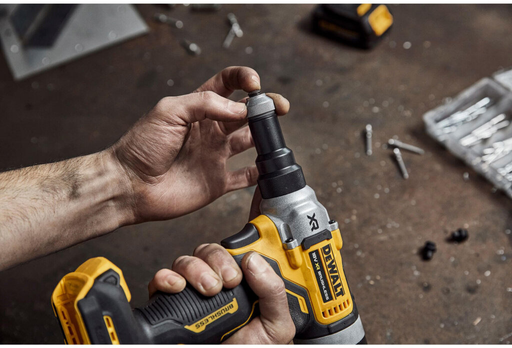 Заклёпочник аккумуляторный бесщёточный DeWALT DCF414E2GT DCF414E2GT - Изображение 10