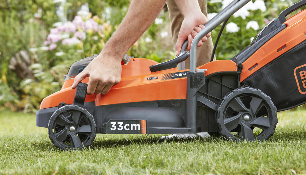 Газонокосилка аккумуляторная BLACK+DECKER BCMW3318L2 - Изображение 6