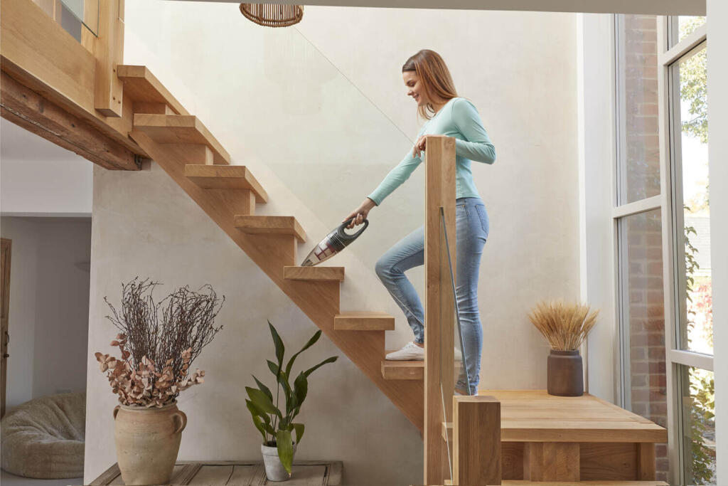 Пылесос аккумуляторний (электровеник) BLACK+DECKER SVB520JW SVB520JW - Изображение 8