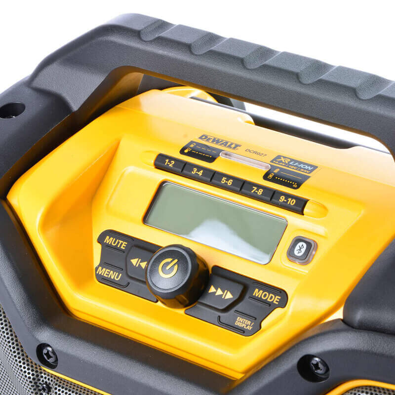 Зарядное устройство-радиоприемник DeWALT DCR027 - Изображение 5
