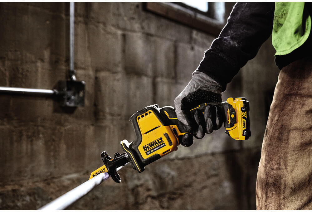 Пила шабельна акумуляторна безщіткова DeWALT DCS DCS312D2 - Зображення 3
