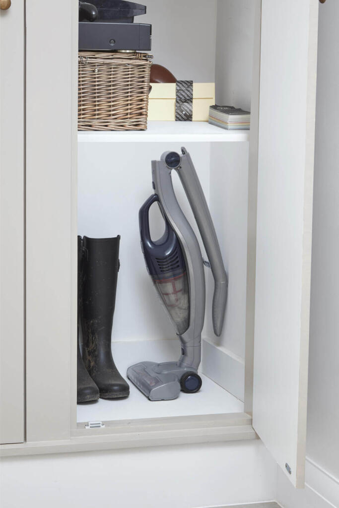 Пылесос аккумуляторний (электровеник) BLACK+DECKER SVB520JW SVB520JW - Изображение 5