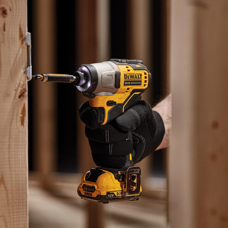 Набор из двух инструментов бесщеточных DeWALT DCK2110L2T DCK2110L2T - Изображение 13
