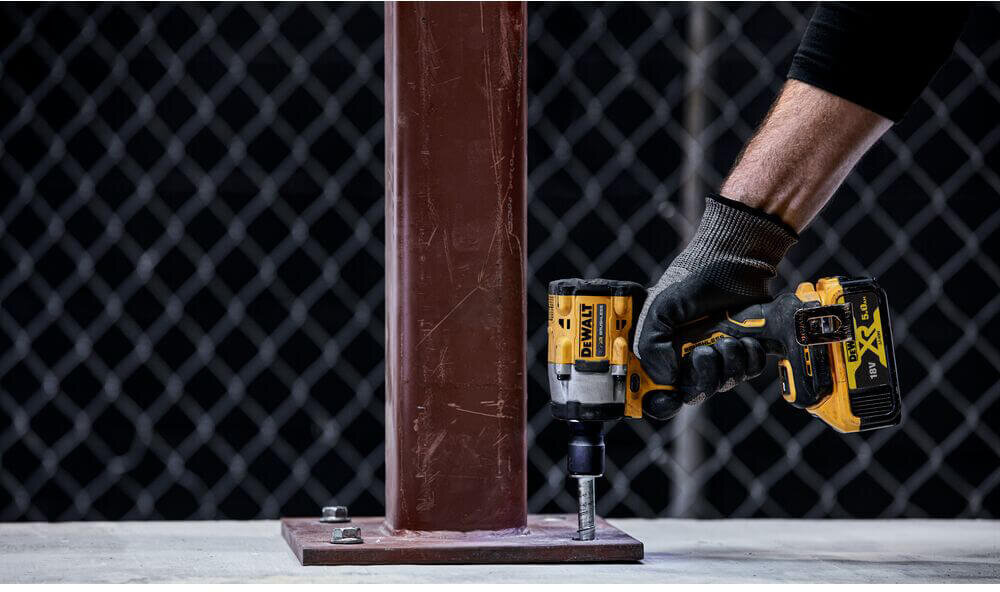 Гайковерт ударный аккумуляторный бесщёточный DeWALT DCF921P2T - Изображение 8