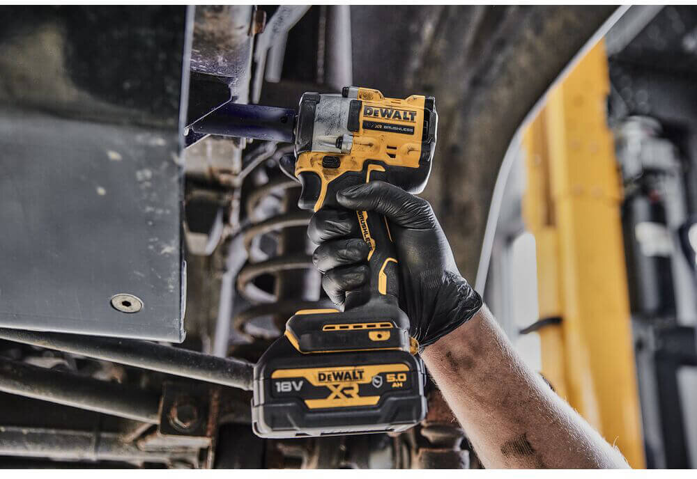 Гайковерт ударный аккумуляторный бесщёточный DeWALT DCF923P2G - Изображение 15