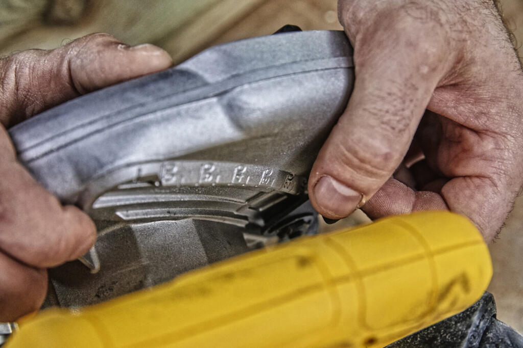 Пила дисковая сетевая DeWALT DWE560 DWE560 - Изображение 3