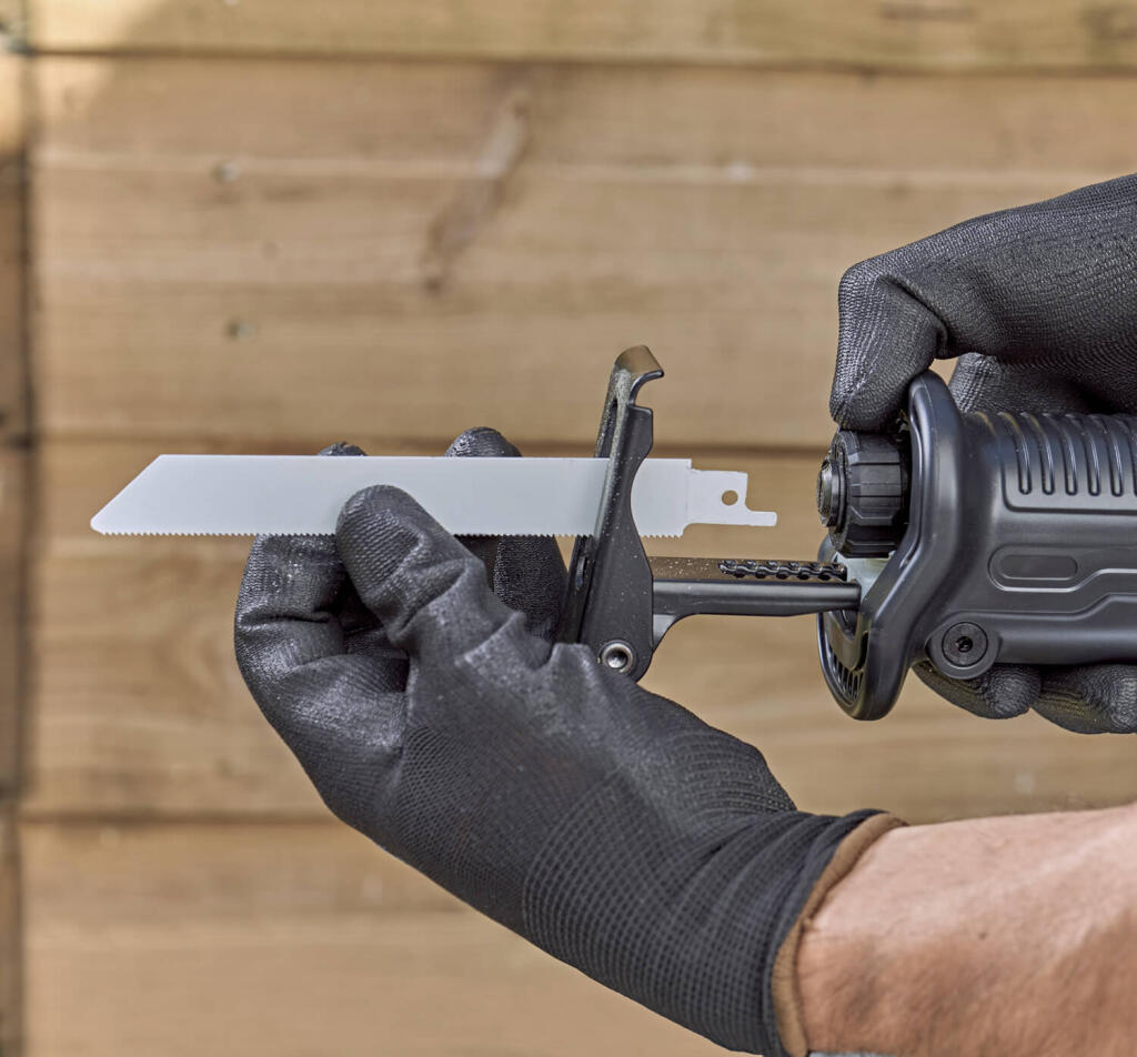 Пила сабельная сетевая BLACK+DECKER BES301K BES301K - Изображение 9