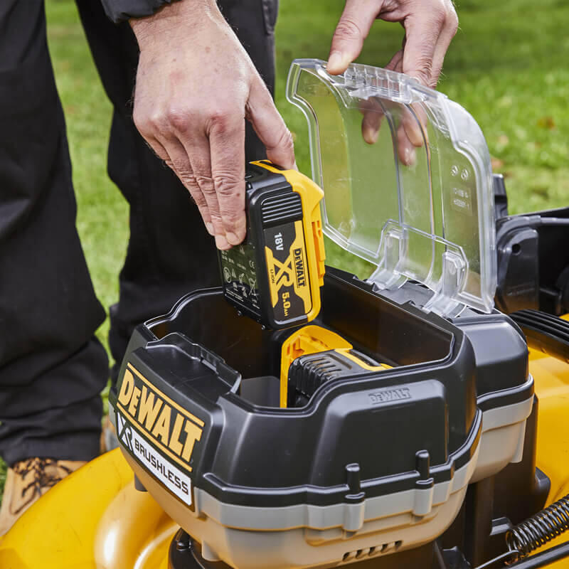Газонокосилка аккумуляторная бесщёточная DeWALT DCMW564P2 - Изображение 7