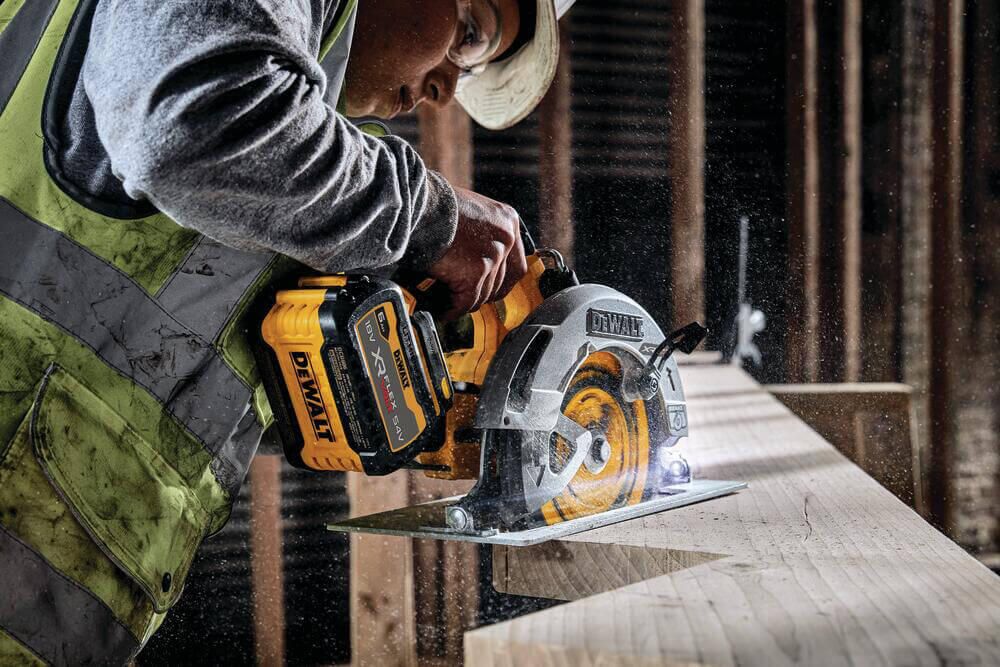 Пила дисковая аккумуляторная бесщёточная DeWALT DCS573NT DCS573NT - Изображение 6