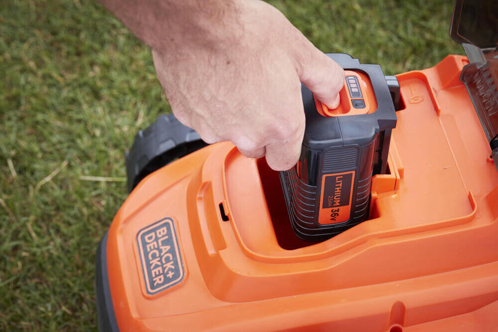 Газонокосилка аккумуляторная BLACK+DECKER BCMW3336L2 - Изображение 2
