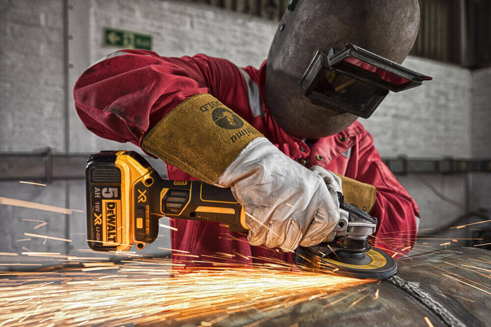 Шлифмашина угловая - болгарка аккумуляторная бесщёточная DeWALT DCG405P3 DCG405P3 - Изображение 10