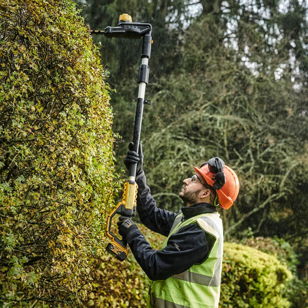 Кусторез аккумуляторный бесщёточный со штангой DeWALT DCMPH566N DCMPH566N - Изображение 7