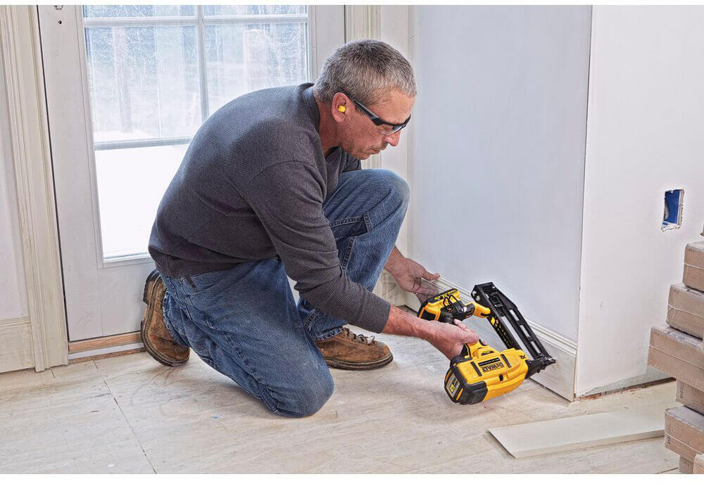 Пистолет гвоздезабивной аккумуляторный бесщёточный DeWALT DCN662D2 DCN662D2 - Изображение 9