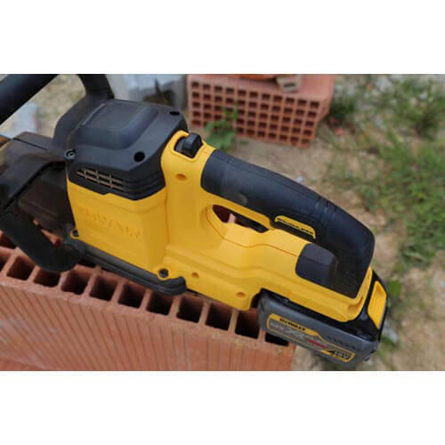 Пила ALLIGATOR аккумуляторная бесщёточная DeWALT DCS398T2 DCS398T2 - Изображение 4